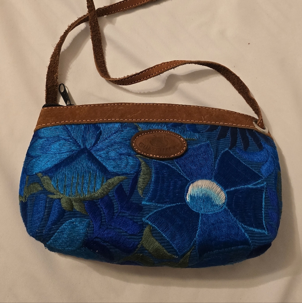 Blue Floral Embroidered Women's Bag From Guatemala